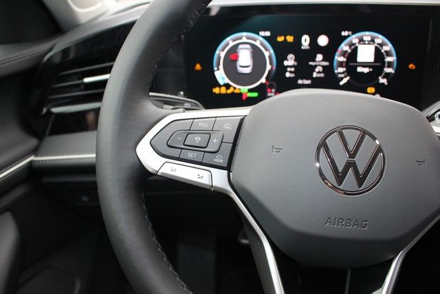 Passat Variant Business eTSI DSG Navi-Pro-Max 8-