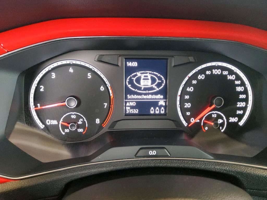 Fahrzeugabbildung Volkswagen T-Roc SPORT R-LINE PANONAVI BEATS SITZH. 1H