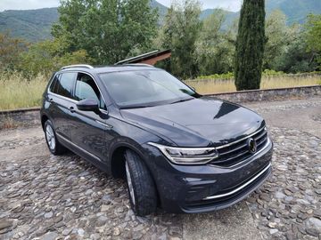 Volkswagen Tiguan - 5