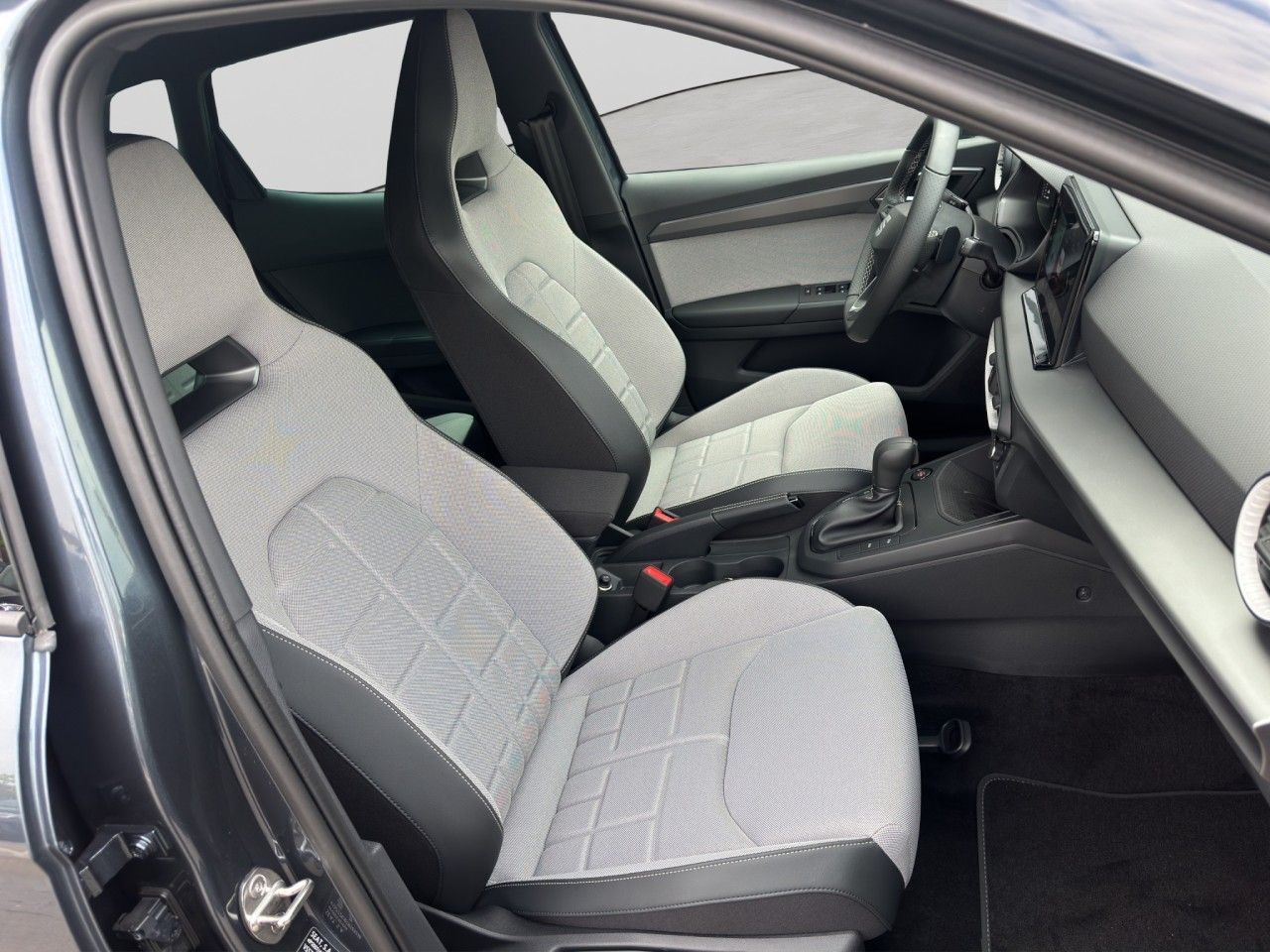 Seat Arona - Bild 15
