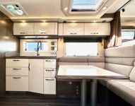 Phoenix MaXi-Alkoven 8300 LX -Festtank WC (10/19)