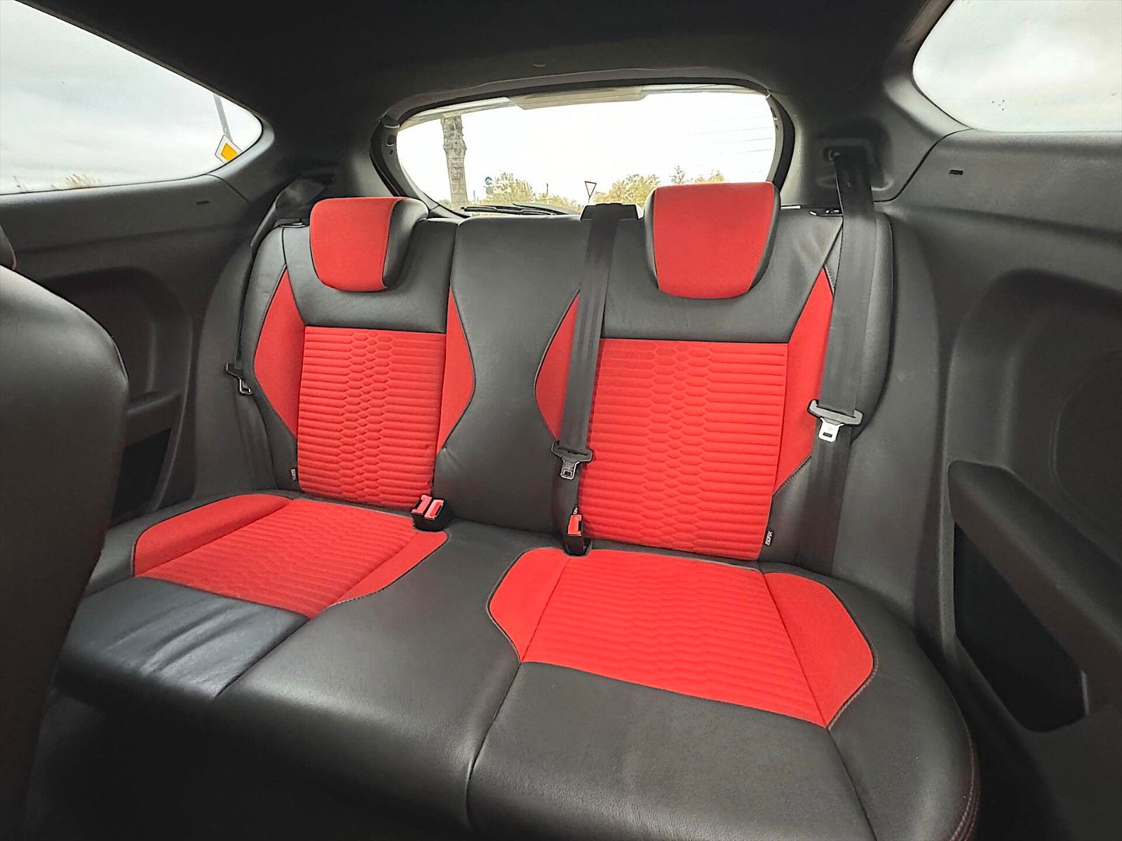 Fahrzeugabbildung Ford Fiesta ST Sport Performance *RECARO*LED*TÜV NEU*