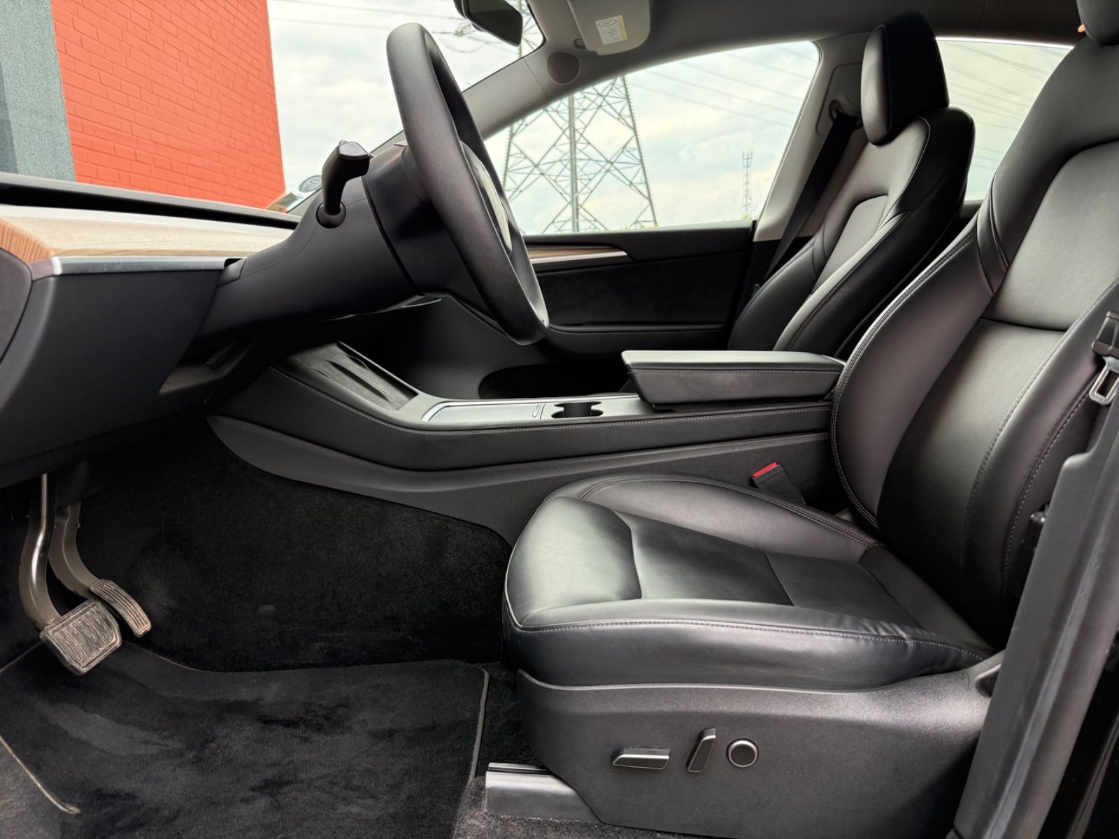 Tesla Model Y SR RWD | 8FACH| Neu TüV | Garantie Tesla foto 10