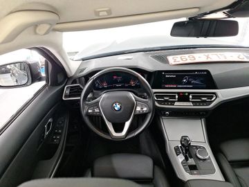 BMW 318 - 8