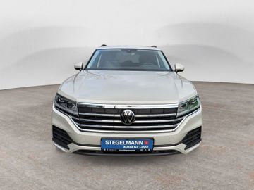 Volkswagen Touareg - 9