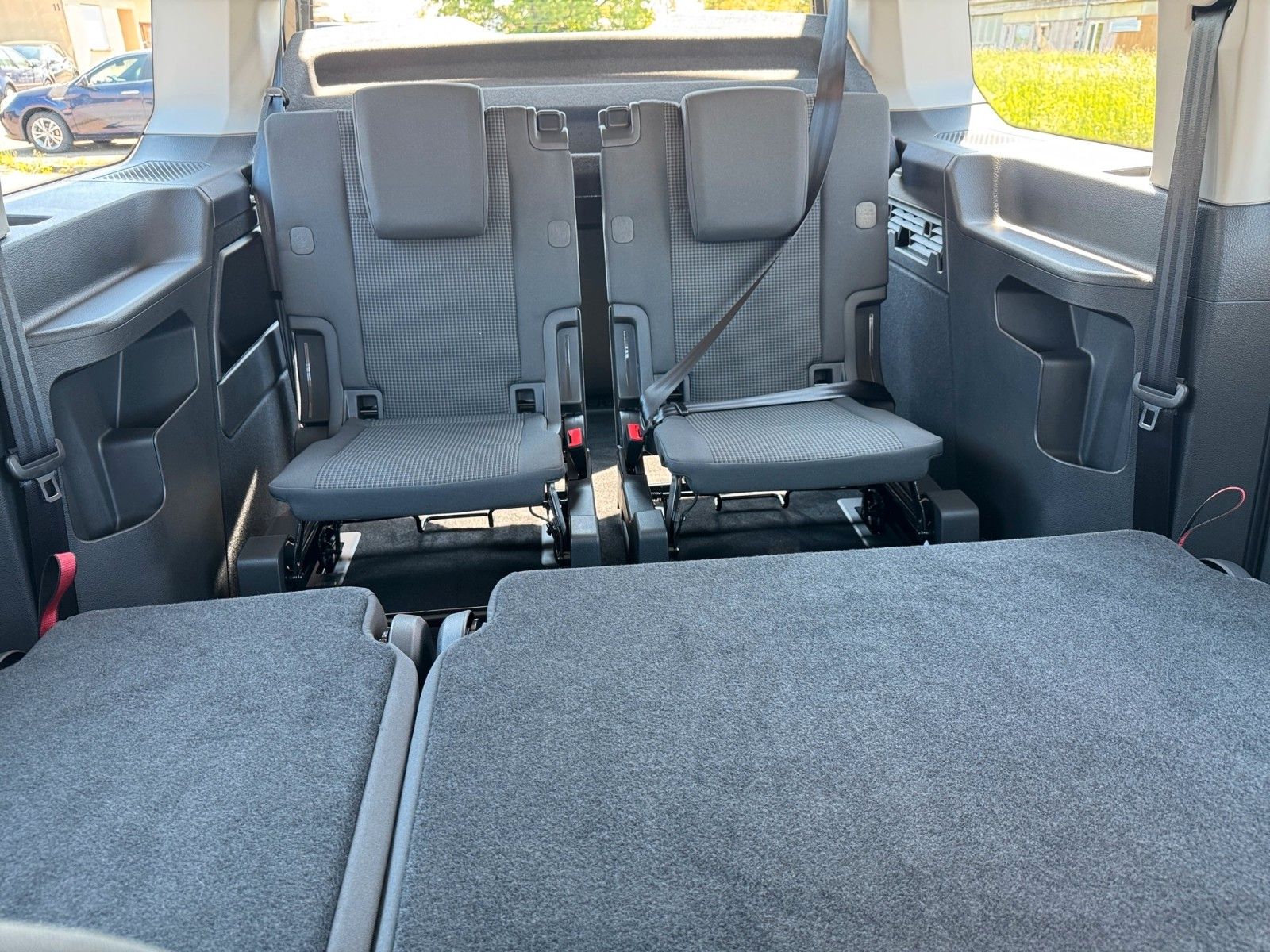 Fahrzeugabbildung Volkswagen Caddy Maxi 1.5 TSI