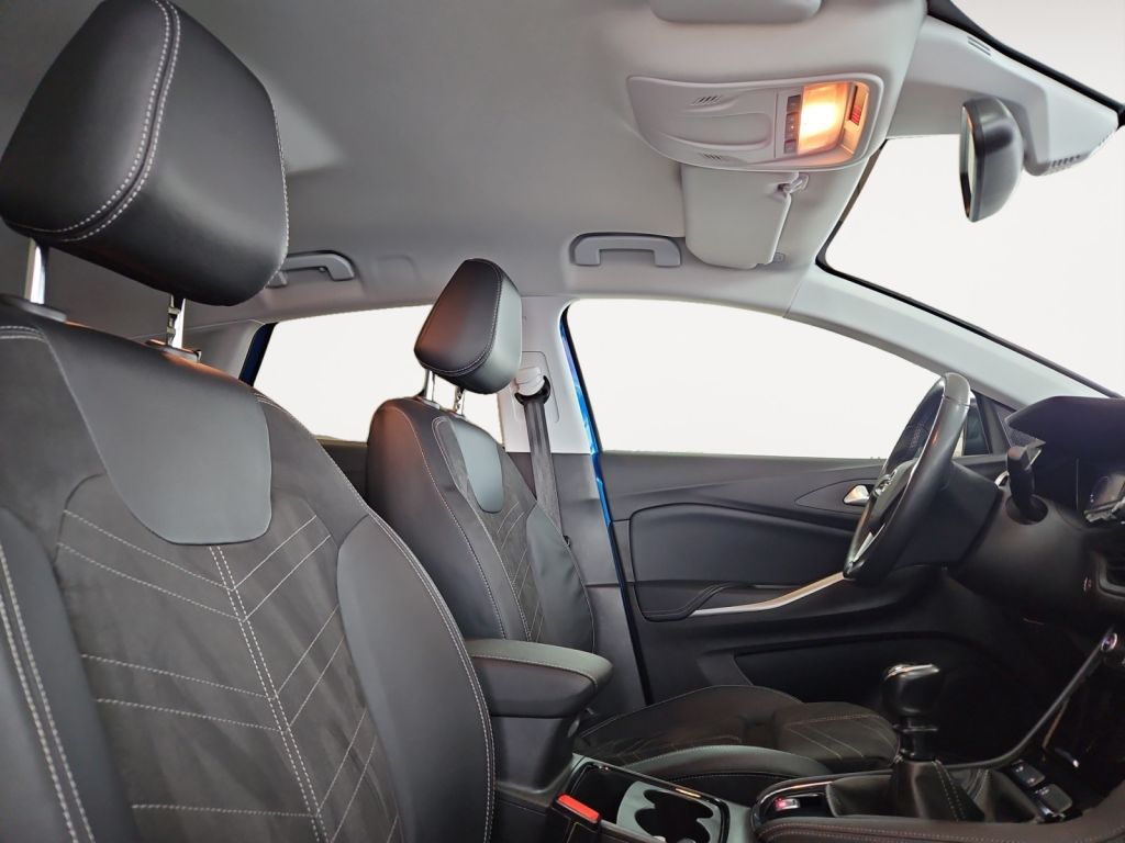 Fahrzeugabbildung Opel Grandland 1.2 DI Elegance Navi LED-Matrix Park&G