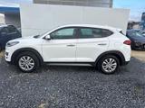 Hyundai TUCSON PREMIUM 4WD NAVI SHZ v+h 360 KRELL RFK... - weiße Hyundai TUCSON