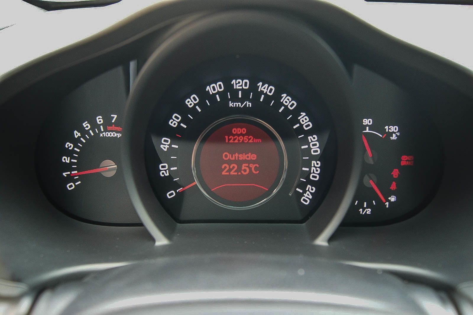 Fahrzeugabbildung Kia Sportage 2.0i Dream 4WD ANHÄNGERKUPPLUNG ORANGE