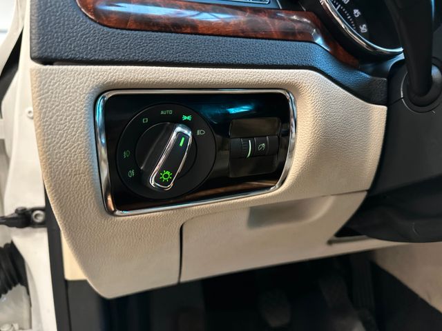 Skoda Superb Combi Elegance *1. Hand*Xenon*Klima*Navi*