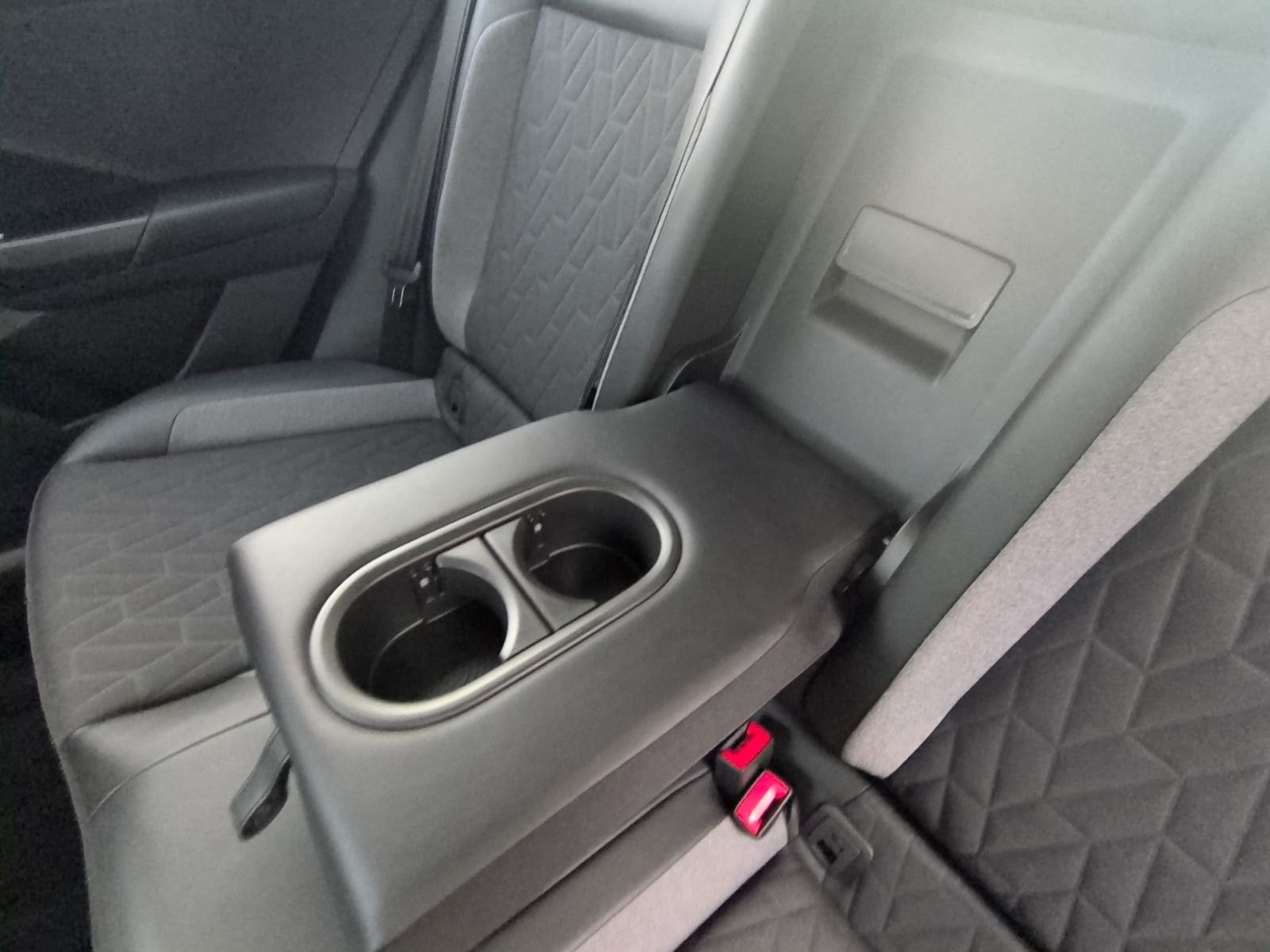 T-Roc 1.5 TSI DSG Goal AHK+NAVI+LED+PARK-ASSIST