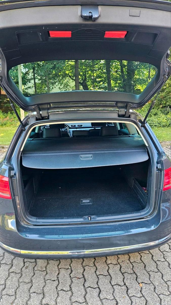 Volkswagen Passat 2012 — photo 8
