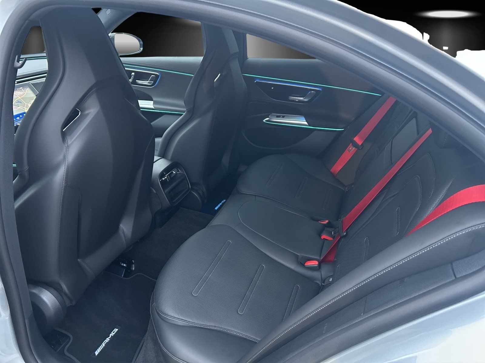 Fahrzeugabbildung Mercedes-Benz E 53 AMG Perf.Sitze DYNAMIC+ Carbon AHK Driver's