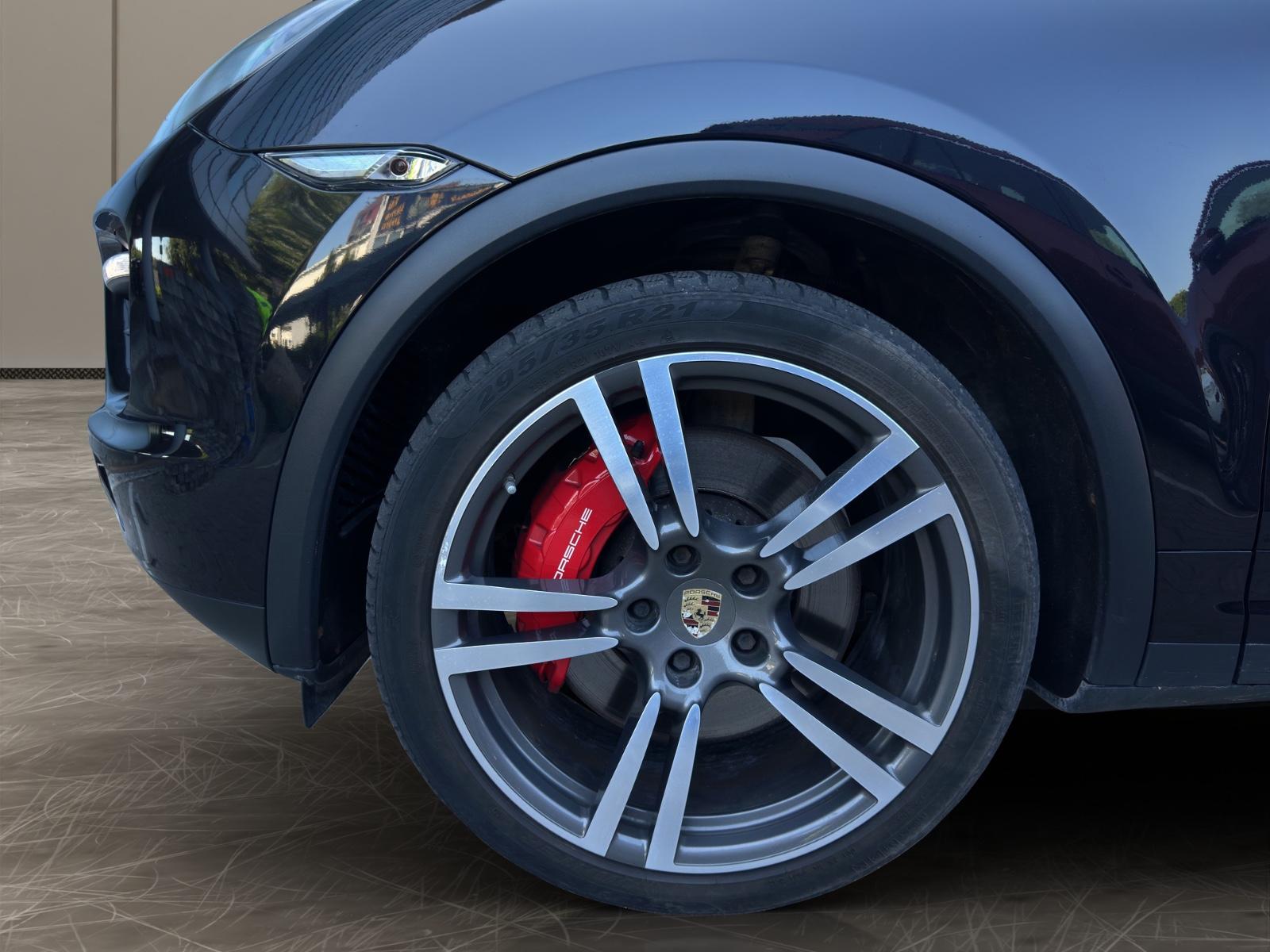 porsche Cayenne Turbo 4.8 V8 500ch- 1 ère main - Suspension pneumatique - Bose - Siège ventilés