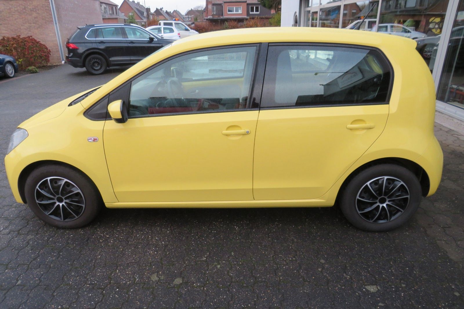 Fahrzeugabbildung SEAT Mii Style KLIMA SITZH. MAPS&MORE ASSISTENT-PA.