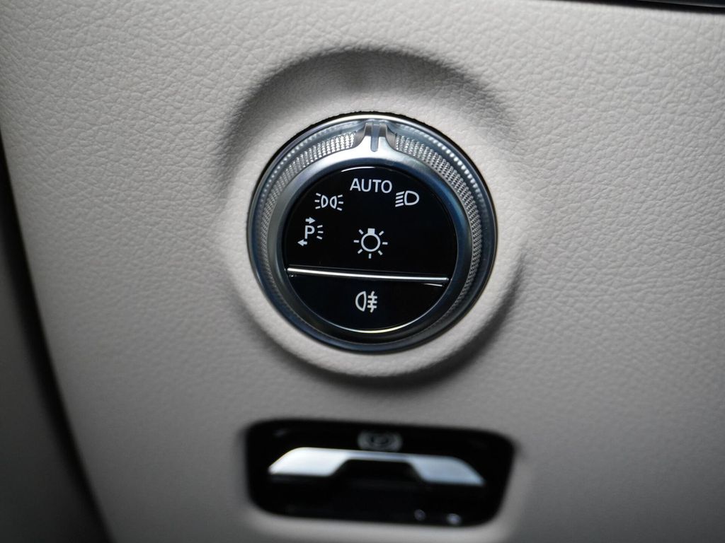 Mercedes-Benz C 200 Estate Launch Edition Luxury Line panorama