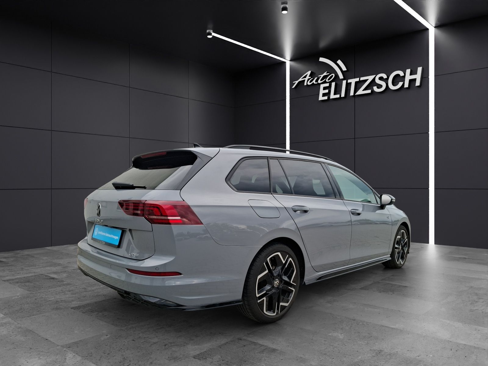 Fahrzeugabbildung Volkswagen Golf VIII Variant eTSI R-Line DSG Standhzg. LED