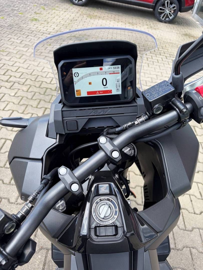 Fahrzeugabbildung Honda ADV 350 MY2026
