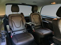 Fahrzeugabbildung Mercedes-Benz V 250d Avantgarde 4MATIC*LEDER*Elektr.Tür+Klappe
