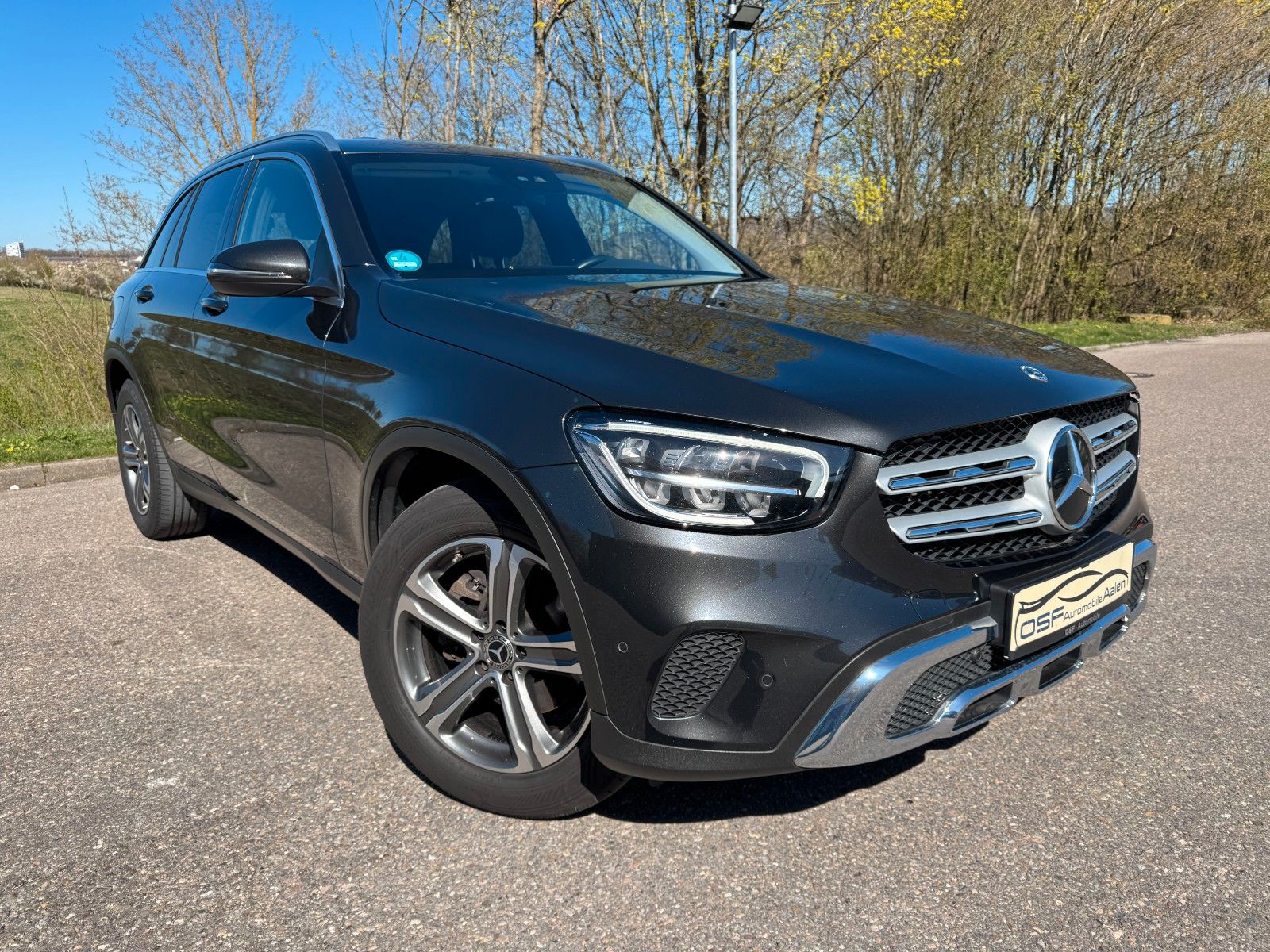 MERCEDES-BENZ GLC 220 d 4Matic,LED,AHK,R.Kam,Leder,Navi