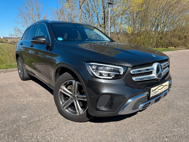 MERCEDES-BENZ GLC 220 d 4Matic,LED,AHK,R.Kam,Leder,Navi