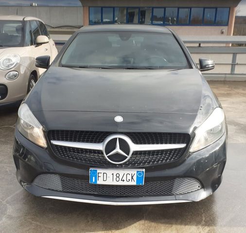 Mercedes-Benz Mercedes-benz A 200 d Automatic Premium