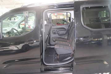 Fotografie des Opel Combo Life 1.2 Turbo Start/Stop Innovation