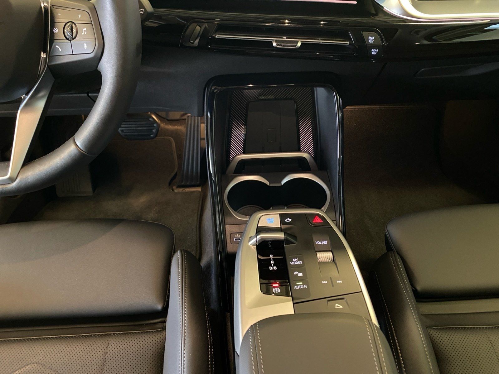 BMW iX1 - Bild 11