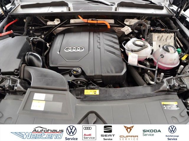 Fahrzeugabbildung Audi Q5 Sportback S line 50 TFSIe 220kW qu. Matrix Na