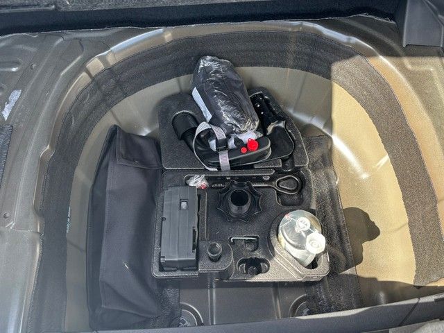 T-Cross Style DSG LED ACC NAVI RFK