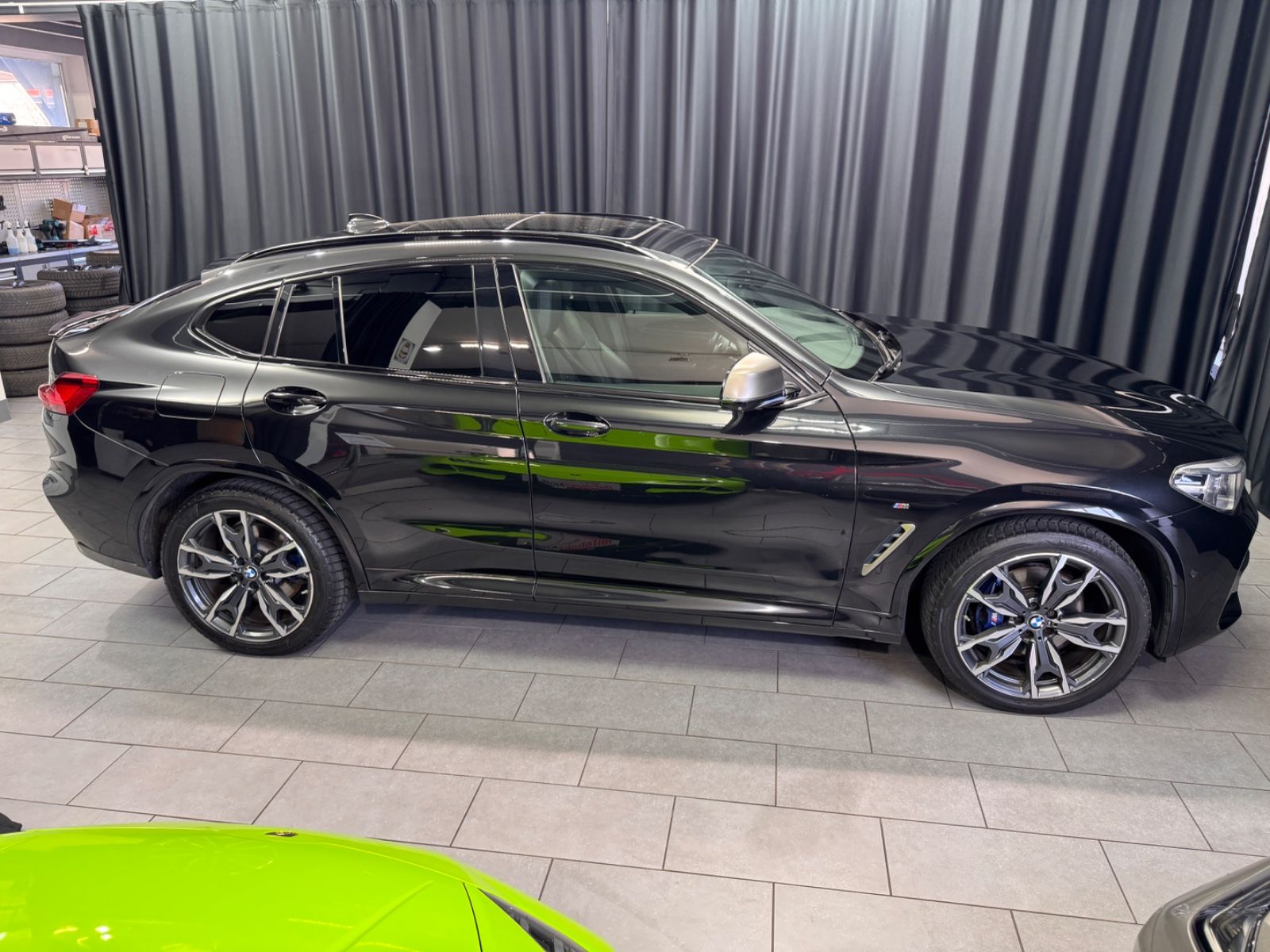 Fahrzeugabbildung BMW X4 M40 d |360°|HUD|PANORAMA|LED|DIG-TACHO|20"|