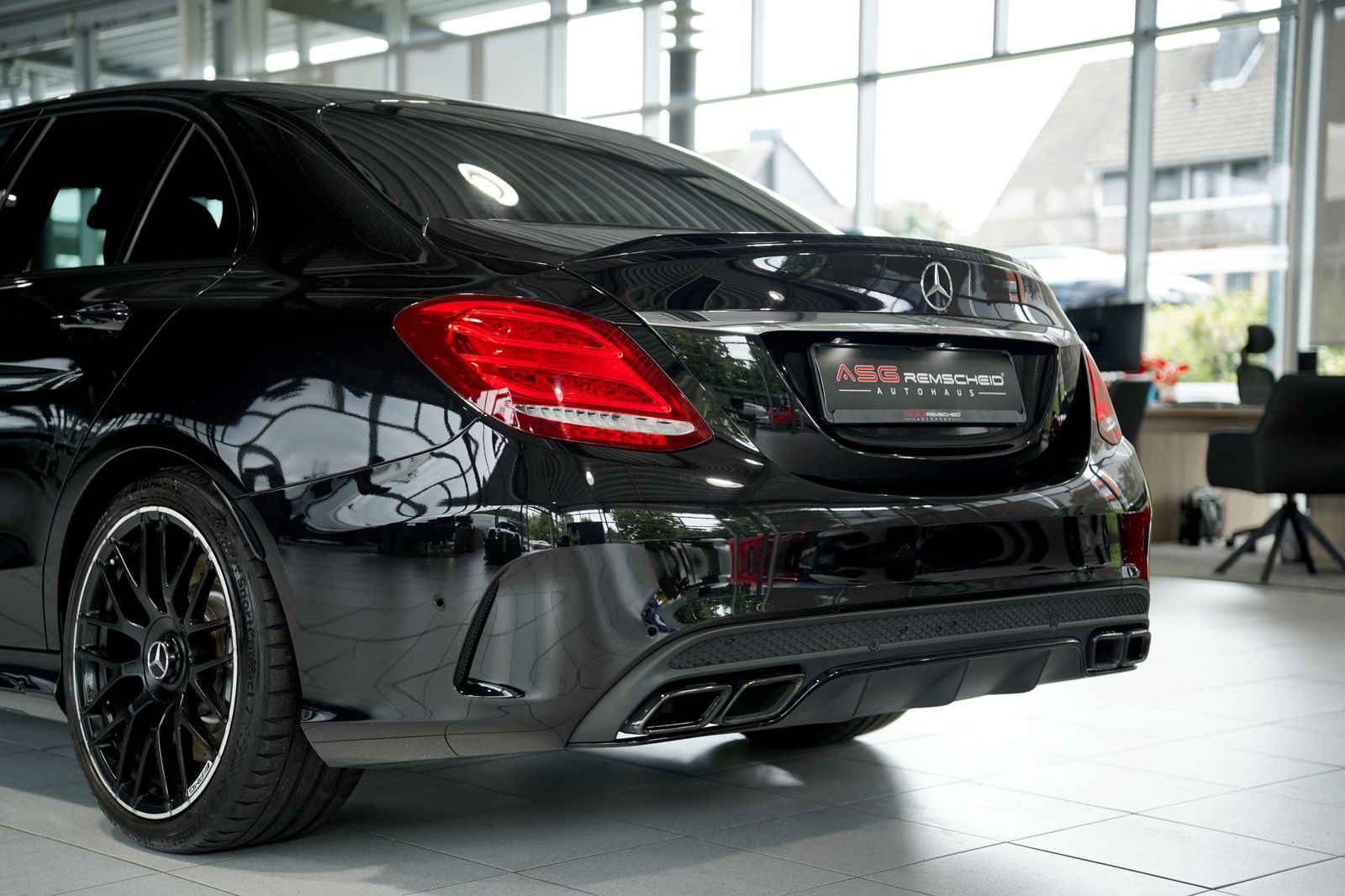 Mercedes Benz C 63 Amg