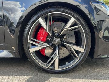 2023 AUDI RS6 — миниатюра 14