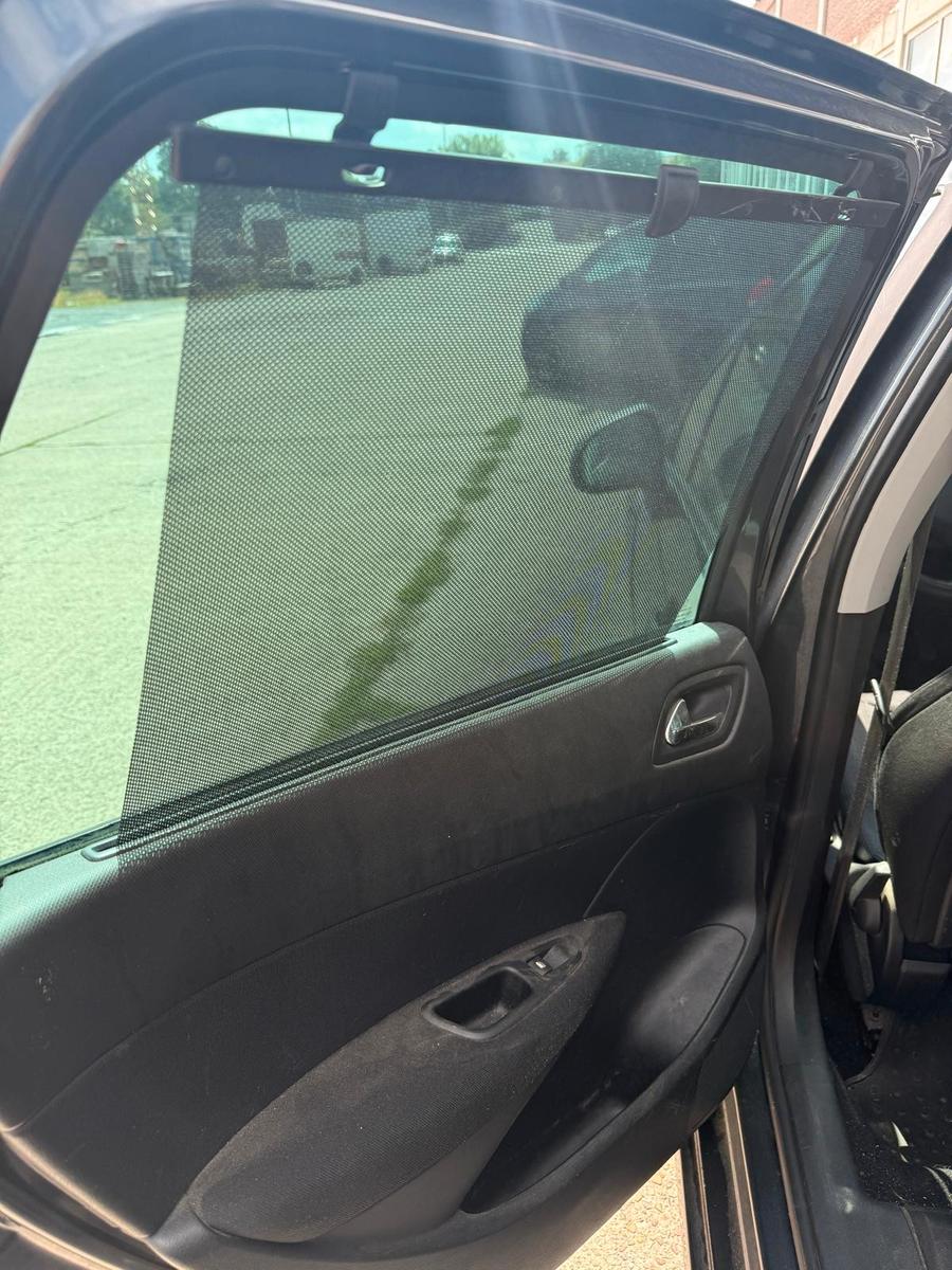 Peugeot 308 2013 — photo 24