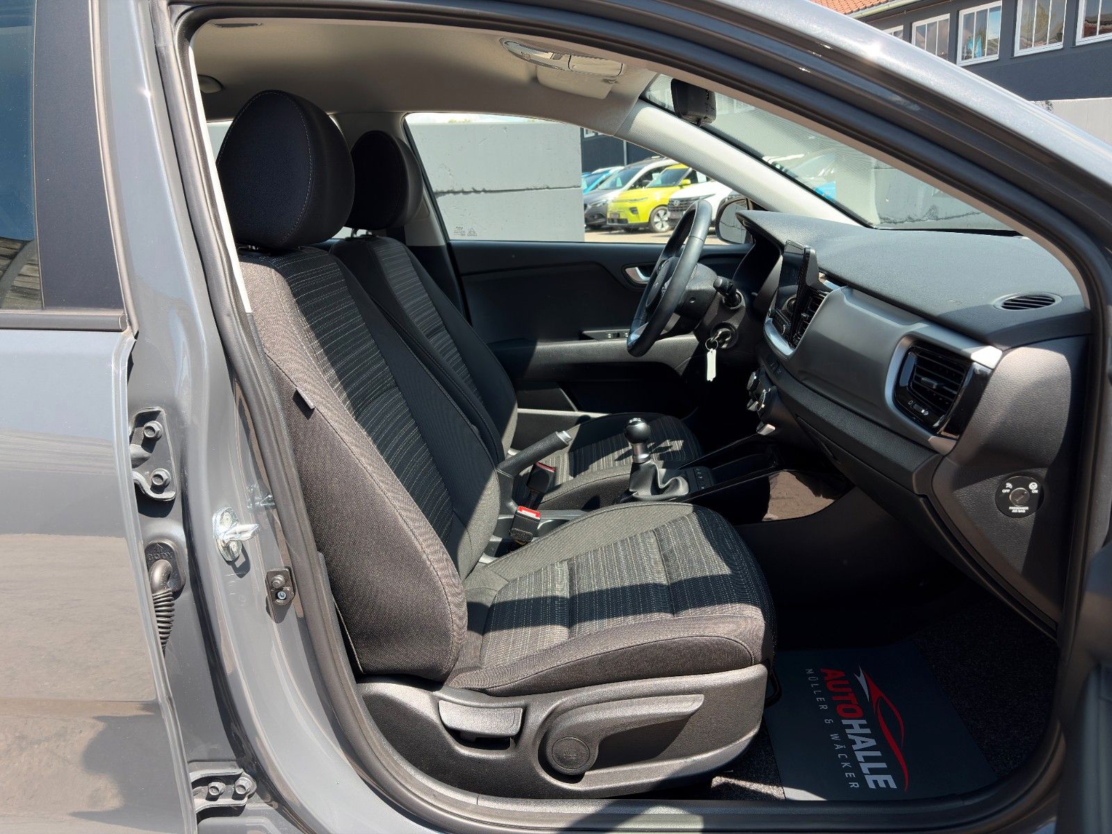 Fahrzeugabbildung Kia Stonic 1.2 Vision Temp. PDC LHZ SHZ LKA CarPlay