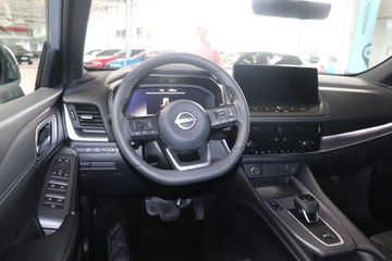 Fotografie des Nissan Qashqai 1.3 DIG-T MHEV Tekna Pano HUD Alu SHZ