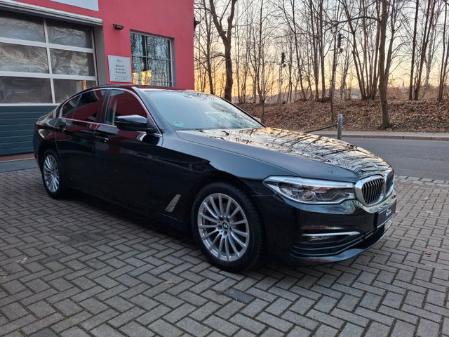 BMW 520 d xDrive ACC HUD Adaptiv LED Kamera El. Heck