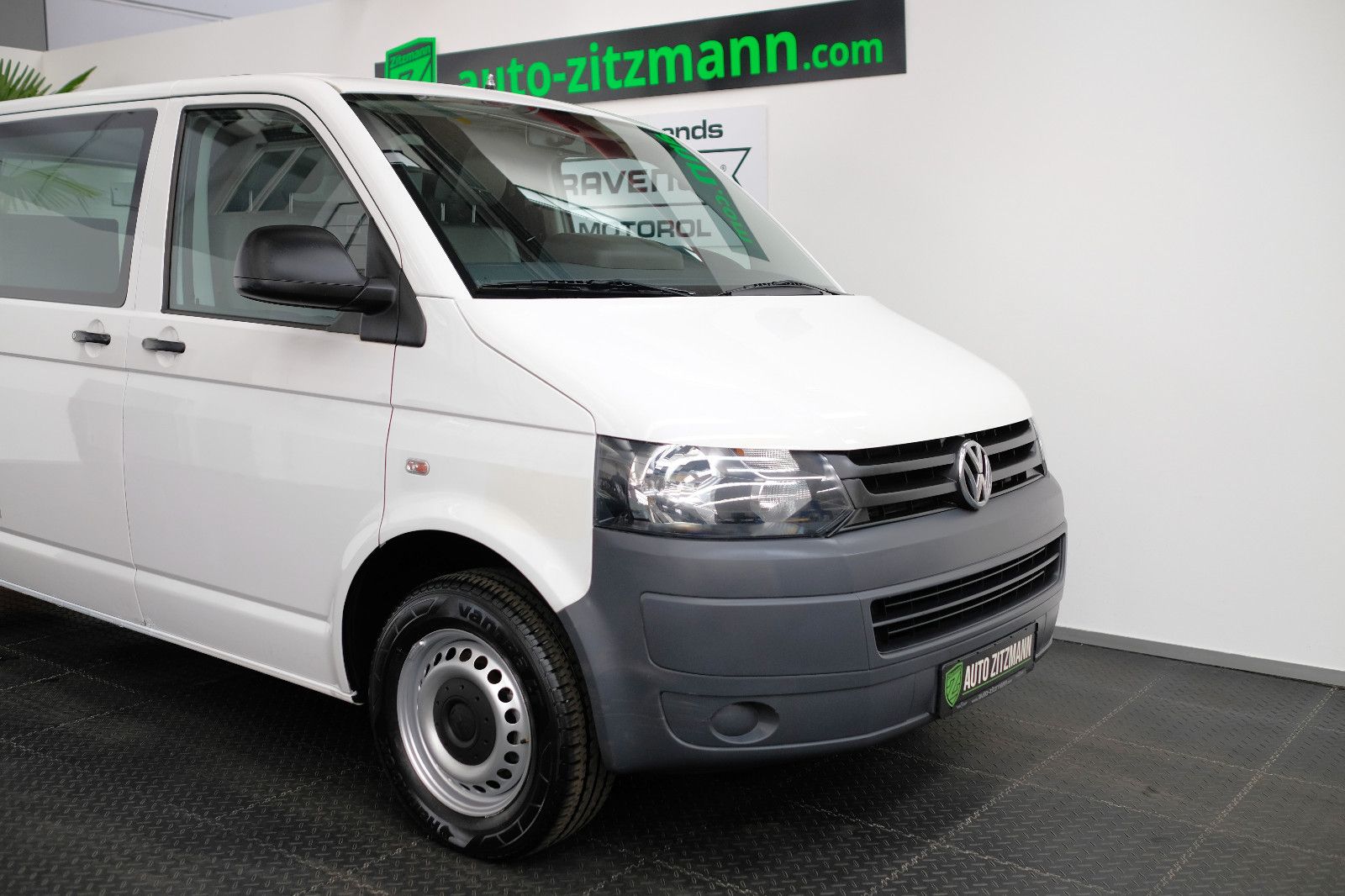 Fahrzeugabbildung Volkswagen T5 Transporter Kasten 4Motion AHK Standheizung