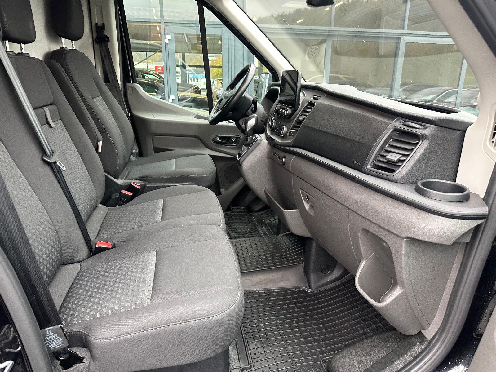 Fahrzeugabbildung Ford Transit 350 L3H2 AUTOMATIK*TREND*AHK*NAVI*EXPRES