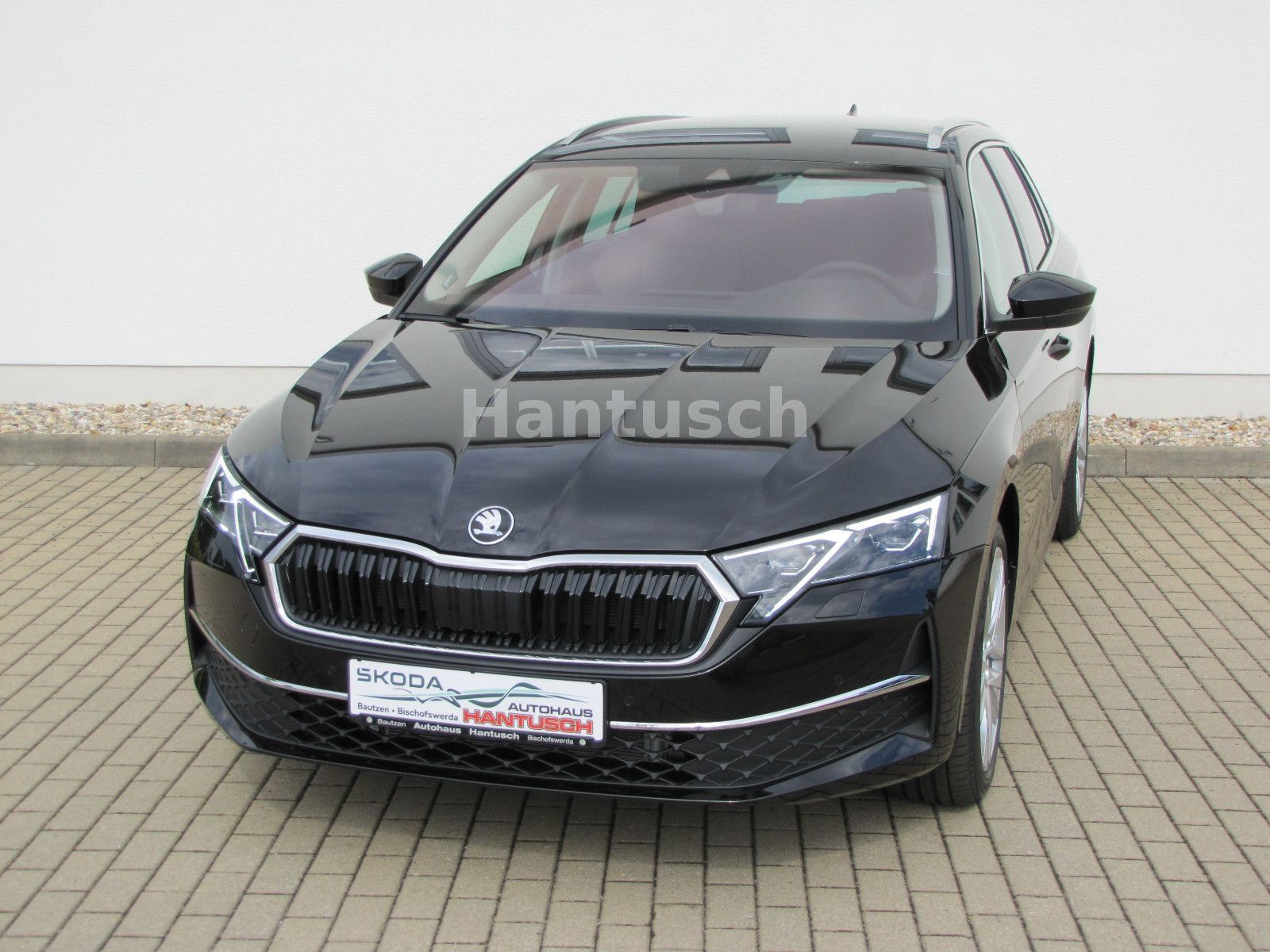 Fahrzeugabbildung SKODA Octavia Combi Exclusive 2.0 TDI 150PS 7-Gang DSG