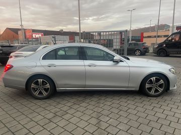 Mercedes E 200 - 8