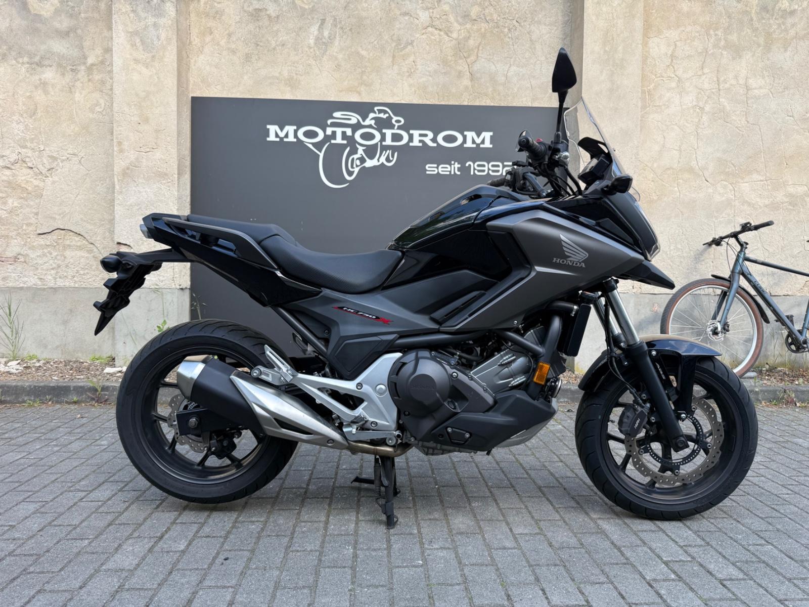 Honda NC750X DCT