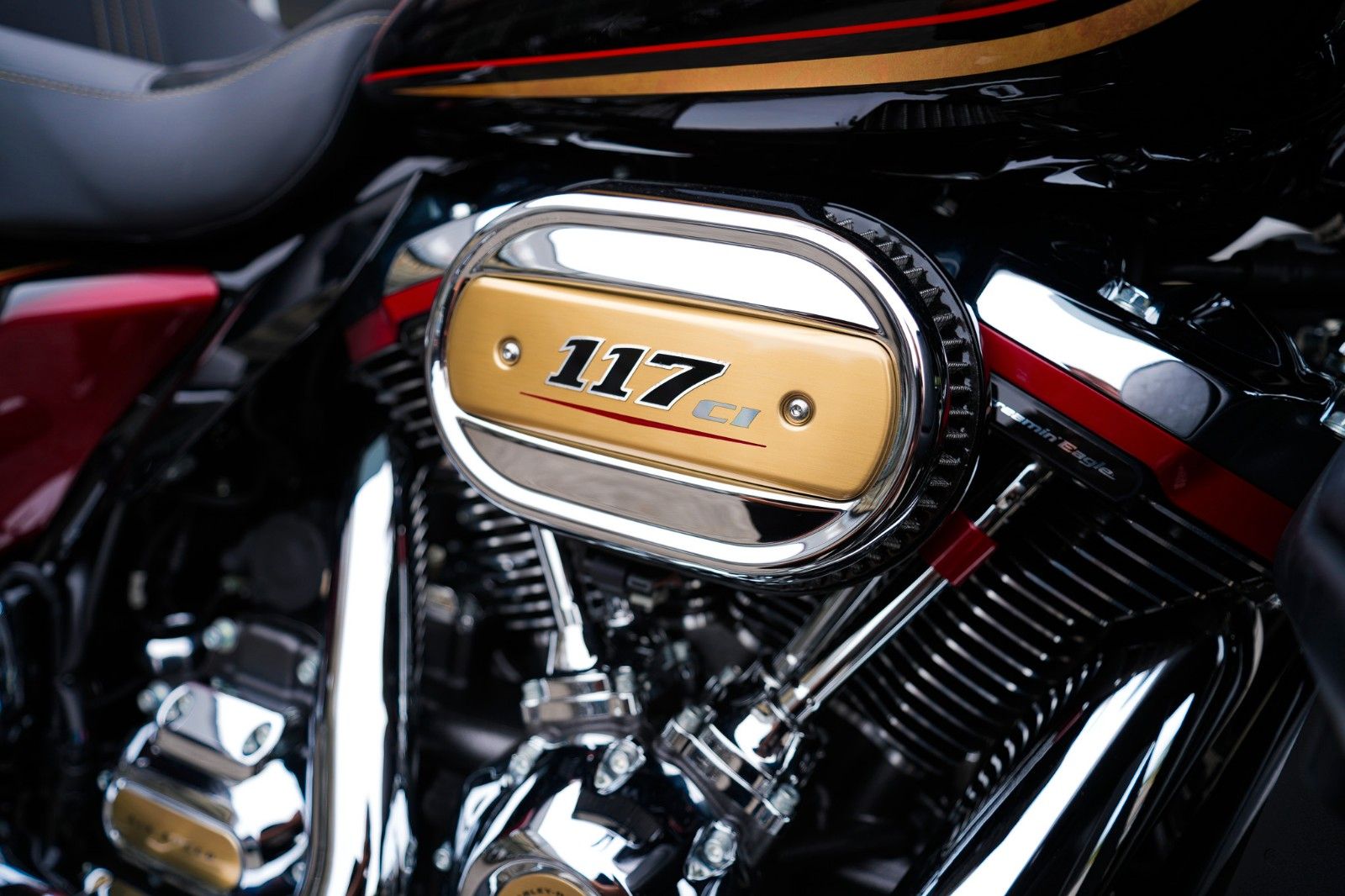 Fahrzeugabbildung Harley-Davidson FLTRKSE CVO Road Glide Ltd - 120th Anniversary