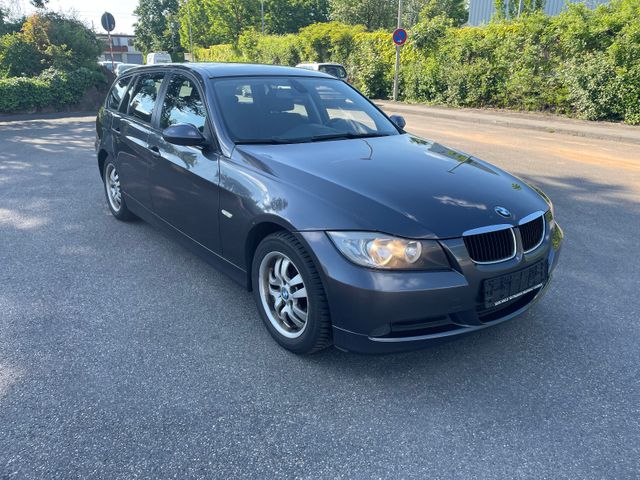 BMW 318i touring,Autom.,Navi,Sitzh.,PDC