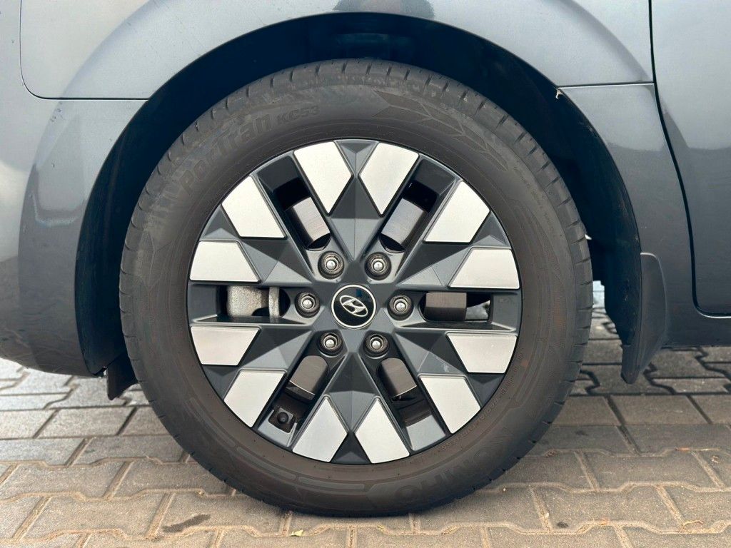 Fahrzeugabbildung Hyundai Staria Signature 7. Sitzer AWD 360°/Bose/Leder!