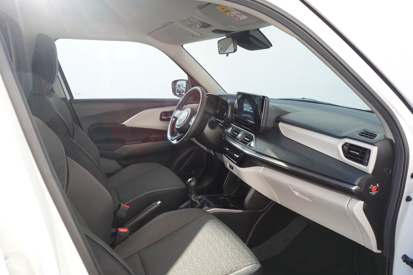 Fahrzeugabbildung Suzuki Swift Comfort+ 1.2 MildHybrid ,Navi,Kamera,Sitzh