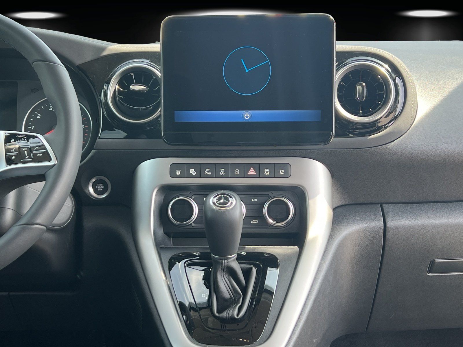 Fahrzeugabbildung Mercedes-Benz T 180 Progressive ED lang Navi LED KeyGo Kamera