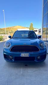 MINI Mini Cooper D Countryman 1.5 Hype - blaue MINI One D Countryman