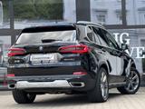 BMW X5 xDrive45e Laser DA Prof PA+ Pano HuD H/K 20" - BMW: D