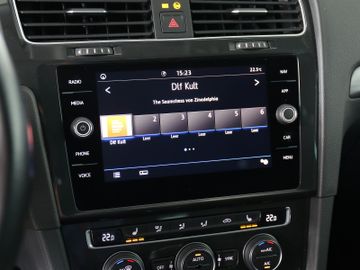 Volkswagen Golf Variant 1.5TSI ACC NAVI ERGO KAMERA AHK